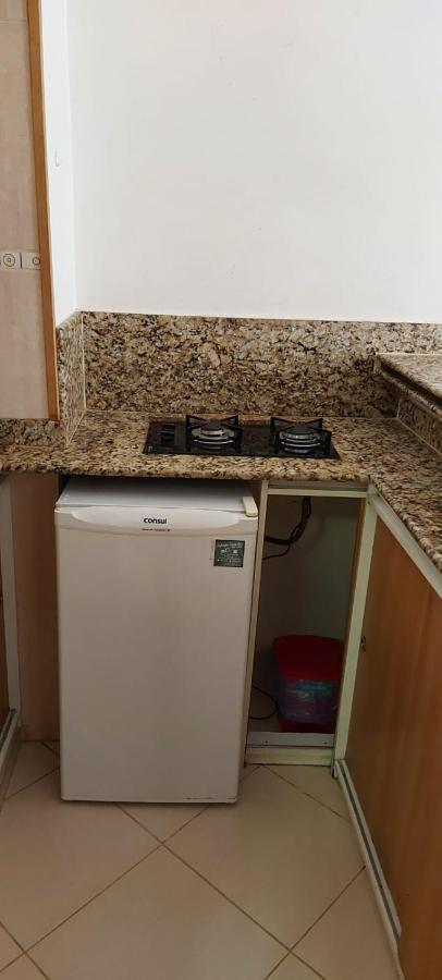 Apartamento Maravilhoso Sala E Quarto Completo Na Quadra Da Praia De Copacabana Posto 5